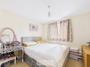 Photo 25- click for photo gallery